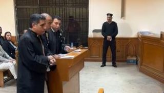 سفاح التجمع بالبذلة الحمراء