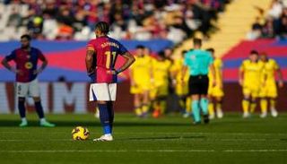 جانب من مباراة برشلونة ولاس بالماس