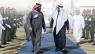 رئيس الإمارات وولي عهد السعودية يؤكدان الحرص على ترسيخ ركائز الأمن بالمنطقة