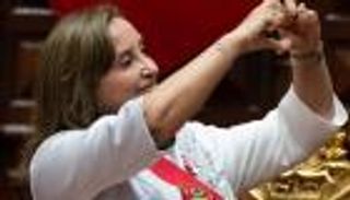 في البيرو.. أنف الرئيسة يفجر «زوبعة»