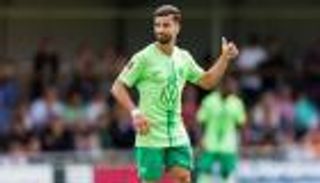 «قطار الجزائر السريع».. 4 صدمات صنعت «حكاية نجاح» محمد الأمين عمورة