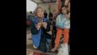 «الفارس الشهم 3».. توزيع أغطية شتوية على ذوي الاحتياجات الخاصة في غزة (فيديو)