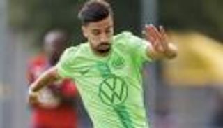 هدف و«أسيست».. ماذا قدم عمورة في «ريمونتادا» فولفسبورغ؟