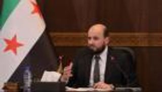أزمة اللاجئين.. رئيس الحكومة الانتقالية يدعو السوريين للعودة