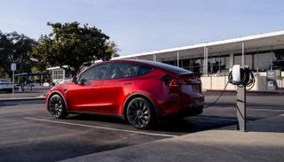 سيارة كهربائية