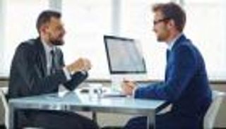 كيف تكشف إعلانات الوظائف عن السمات النرجسية لدى المتقدمين؟