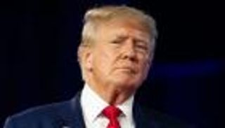 بدعم من إيلون ماسك.. ترامب يعتزم إلغاء التوقيت الصيفي «المكلِّف» بأمريكا