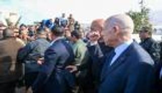 قيس سعيد عن الإخوان: عملاء يلهثون وراء تقسيم تونس