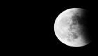 Lunar Glass NEO.. اليابان تبدأ العمل في مشروع السكن على القمر