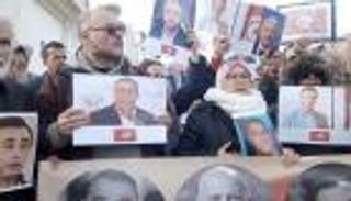 «جبهة الخلاص» والغنوشي.. «شروخ» إخوان تونس في «صورة غائبة»