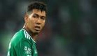 الأهلي السعودي يحسم موقفه من رحيل فيرمينو