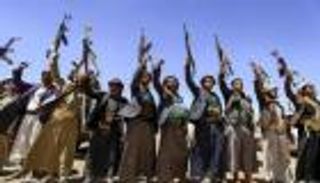 الحوثي يستعين بـ«صقور صعدة» لتطويق صنعاء