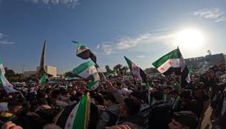 سوريون في ساحة الأمويين