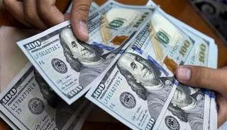 أوراق نقدية فئة 100 دولار أمريكي