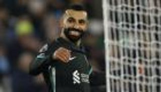 هاتريك خاص.. محمد صلاح ملك سلاسل الأهداف التاريخية في البريميرليغ