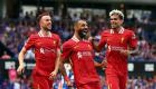 زيادة 15 ألف مرة.. كيف تطورت الرواتب في ليفربول خلال 6 عقود؟