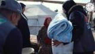 «الفارس الشهم 3» تواصل دعم النازحين في مواصي خان يونس (فيديو)