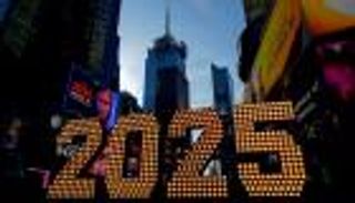 نيوزيلندا أول دولة تستقبل عام 2025 (فيديو)