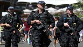 عناصر من الشرطة البريطانية - أرشيفية