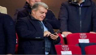 خوان لابورتا رئيس برشلونة الإسباني