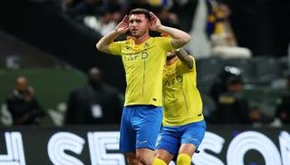 إيمريك لابورت مدافع النصر السعودي