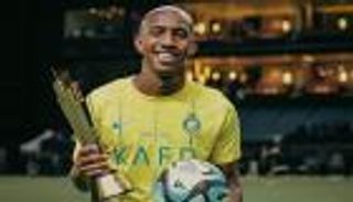 رد ساخر.. تاليسكا يحسم موقفه من الانتقال إلى الهلال السعودي (فيديو)