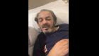 أول ظهور لعلاء مرسي بعد خضوعه لتدخل جراحي (فيديو)