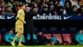 فتش عن تشافي.. برشلونة يحسم مصير سيرجي روبرتو