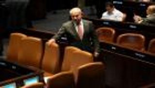 ما بين انهيار الحكومة والاحتجاجات.. 4 سيناريوهات لعزل نتنياهو