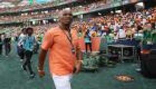 طرائف أمم أفريقيا.. فرصة ضائعة تسقط دروغبا في المدرجات (فيديو)