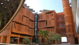 مبنى NZ1 لشركة مصدر