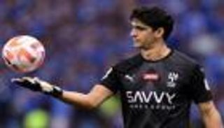 «غير عادي».. ياسين بونو يتغنى بتاريخ الهلال بعد الفوز على النصر