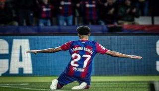 لامين يامال نجم برشلونة الواعد