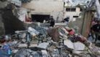 قصف إسرائيلي «عنيف» على رفح جنوبي قطاع غزة