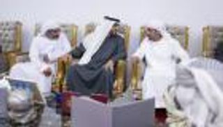 محمد بن زايد يعزي في الشهيد العقيد الركن محمد مبارك المنصوري
