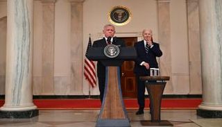 جانب من المؤتمر الصحفي للرئيس الأمريكي والعاهل الأردني