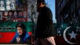 ائتلاف بلا حزب عمران خان.. باكستان نحو «حكومة أقلية»؟