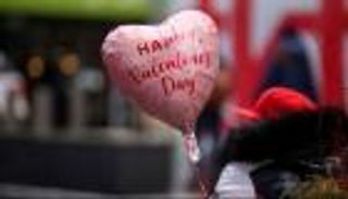 عيد الحب 2024.. حُكم الاحتفال شرعًا