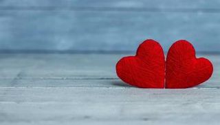 أجمل رسائل عيد الحب 2024