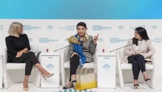  جلسة "التمكين المجتمعي.. أساس التقدم والحكومات" 