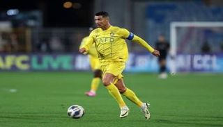 كريستيانو رونالدو مع لاعبي النصر