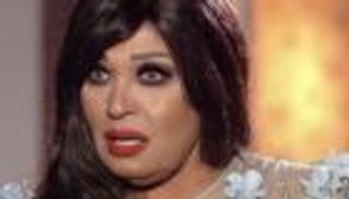 فيفي عبده: أنا محجبة وأديت مناسك الحج والعمرة 42 مرة (فيديو)