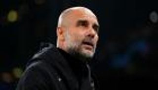 «كرة القدم لن تنسانا».. أسطورة مانشستر يونايتد يثير سخرية غوارديولا