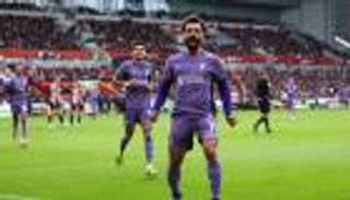 عاد للتفوق.. محمد صلاح يهزم نجوم الدوري الإنجليزي في 11 دقيقة