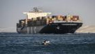 من يحمي البحر الأحمر؟.. ضرب سفينة بريطانية وقفزة في أسعار النفط