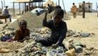 الوجه الأسود للتحول الأخضر.. عمالة الأطفال في استخراج المعادن النادرة