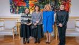 شقيقات الملك محمد السادس في الإليزيه.. الدفء يعود لعلاقات فرنسا-المغرب