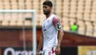 رد حاسم.. قائد الوداد يوضح حقيقة انتقاله إلى الدوري المصري