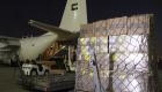 الدعم يتواصل.. طائرة مساعدات طبية تنطلق من دبي إلى غزة