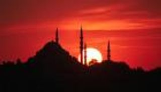 يوميا.. مواعيد أذان المغرب والإفطار في السعودية رمضان 1445